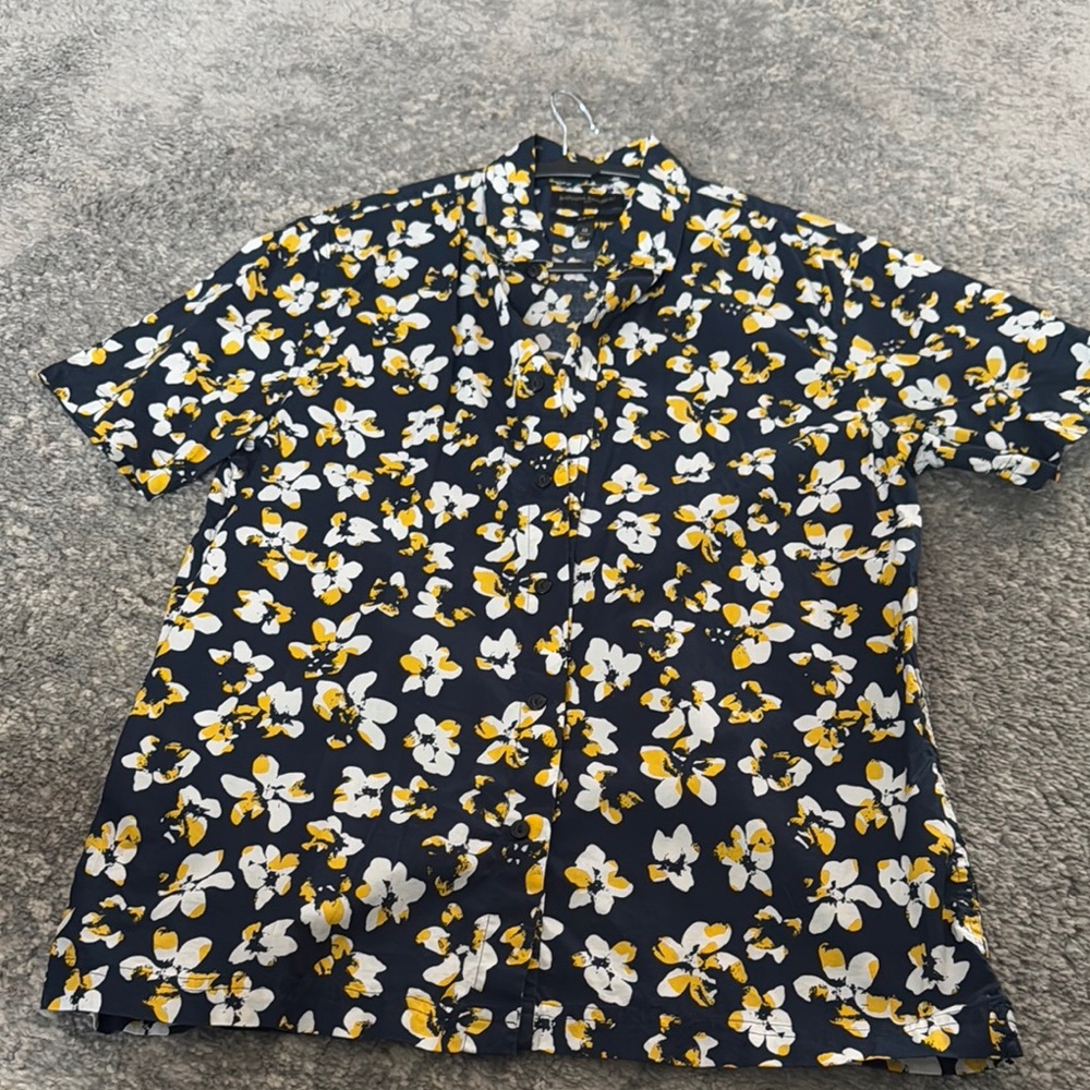 Banana Republic Navy and Yellow Casual Button Down Shirt
